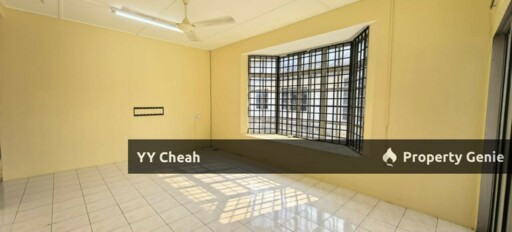 Ampang Ipoh SIngle Storey Bungalow For Sale / Rent Good Condition