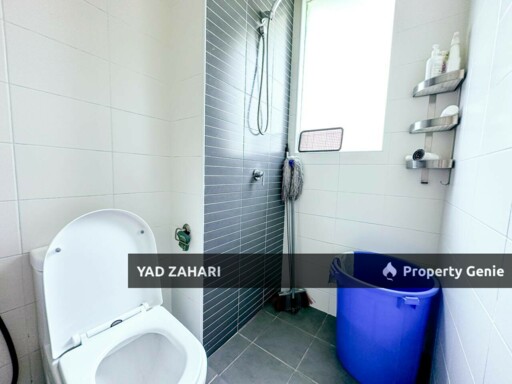 Cahaya SPK, Shah Alam | 2-Storey Semi-D 5 Bedrooms | RM1.15M - Renovated and Gated Guarded