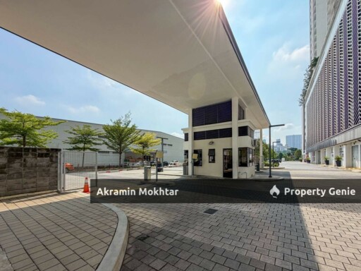 Freehold, Walking Distance To LRT, Partially Furnished & 2 Parking | Ten Kinrara Residence, Bandar Kinrara , Puchong