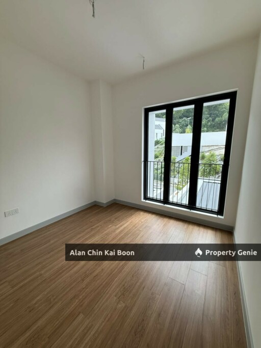 East 57 Melawati 3 Storey Superlink For Sale