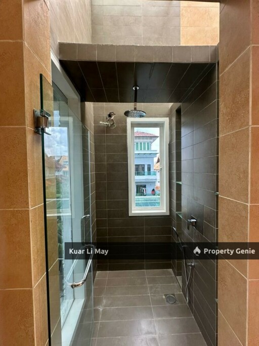 Beverly Heights Ampang Bank Value RM5.2mil