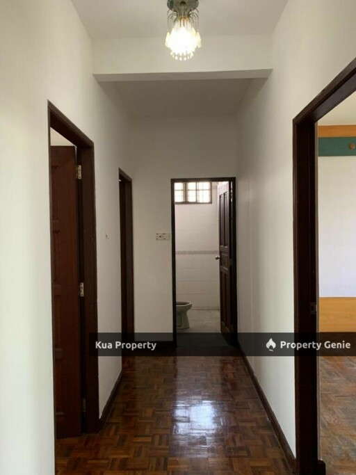 Double Storey Semi detached For Rent! Located at Tabuan Jaya, Kuching