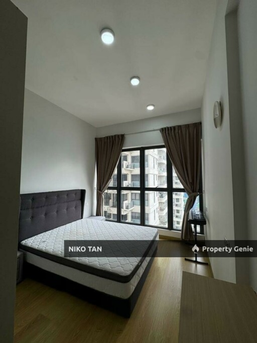 Royal Strand @ Country Garden Danga Bay | Fully Furnished Unit For Sale