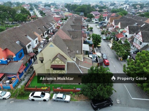 FREEHOLD & REFURBISHED | DOUBLE STOREY CORNER LOT SS1 KAMPUNG TUNKU, PETALING JAYA
