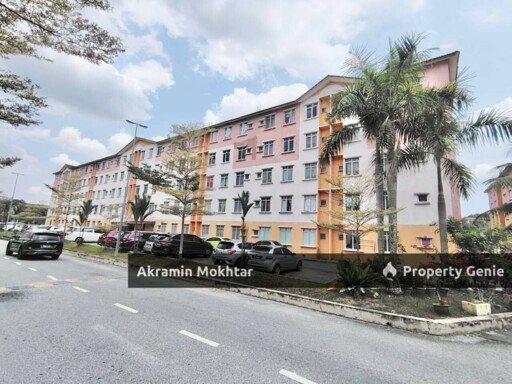FREEHOLD, CORNER UNIT & LEVEL 1 | Seremban Putra Apartment, Sikamat, Seremban .