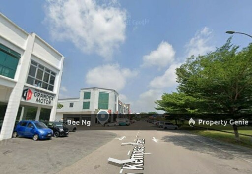 Ground Floor Corner Shoplot / Kempas Utama