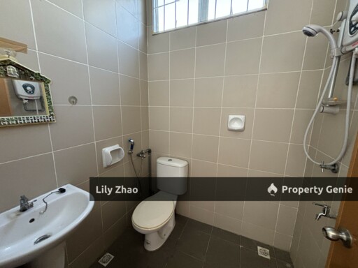 2-Storey Link-Detached House for Sale, 5Rooms, 5Bath, Taman Salut Perdana, behind Salut Commercials, Sepanggar KKIP, Kota Kinabalu