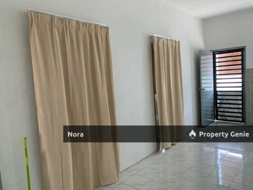 WTS | Single Storey Terrace House @ Taman Bakti YNS, Batu 13, Labu, Negeri Sembilan