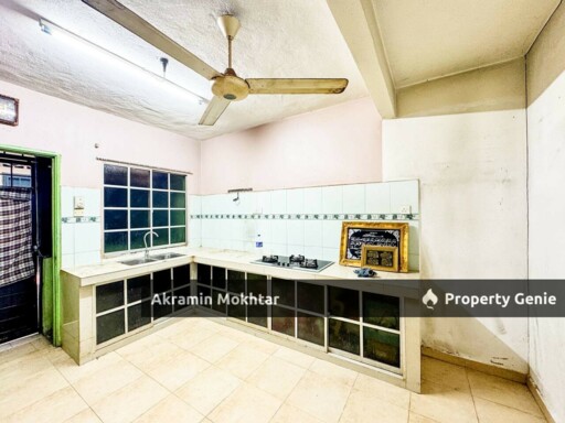 Double Storey PJS 4/4, Petaling Jaya