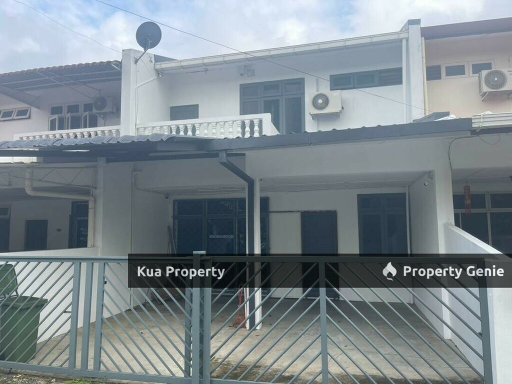 Double Storey Terrace House For Sales Location : Lorong Permata 1 (3rd Mile) Kuching