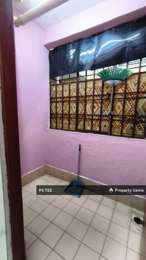 Medium Cost Apartment @ Villa Sentosa
