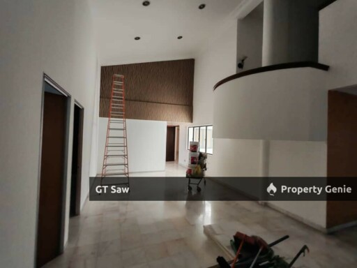 Desa Kiara Penthouse Duplex with 6 Bedrooms for Sale