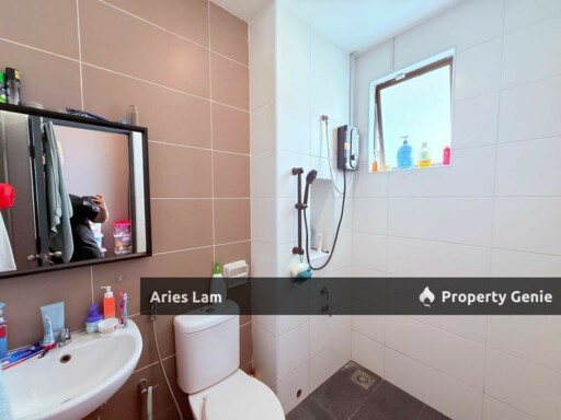 Nice Renovated Double Storey House /Bandar Dato Onn / Near Mount Austin /JB Town