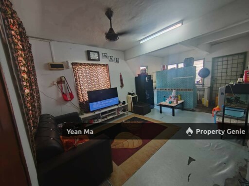 For Sale-Corner Unit 2 Storey Taman Bukit Rawang jaya (Low Cost)