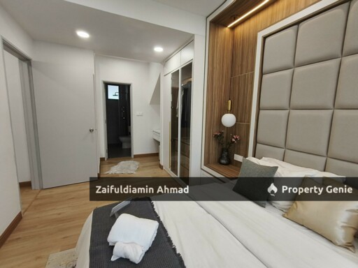 Spacious Aludra Cyberjaya, Unfurnished with Playground Facilities