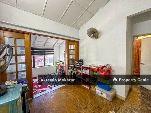 Freehold & Renovated | 2 Storey Terrace Taman Bunga Negara Seksyen 27, Shah Alam.