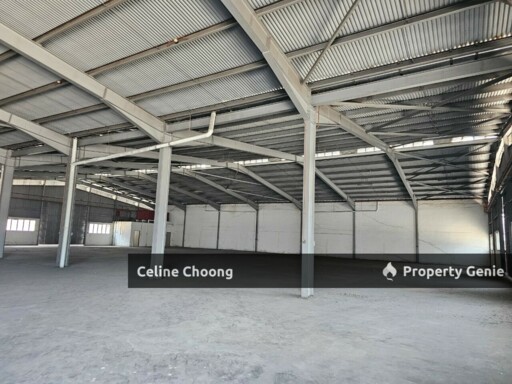 Kluang, Johor, Factory and warehouse