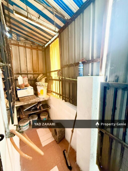 Seksyen 17, Shah Alam | 1-Storey Terrace 3 Bedrooms | RM430K - Fully Extended, Renovated and Facing North
