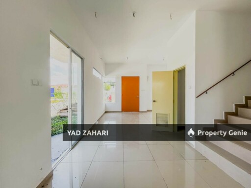Kampung Lombong, Shah Alam | 2- Storey Terrace 4 Bedrooms | RM550K - Endlot & Flexible Deposit