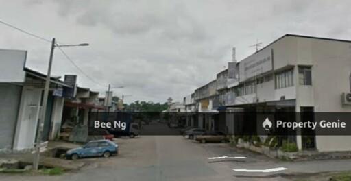 Taman Universiti/Jalan Perdaganan 1 / 1.5 Storey Factory
