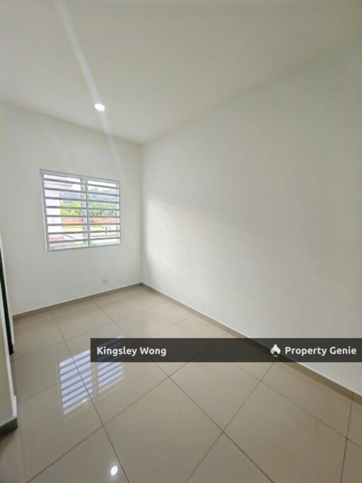 Taman Perkatan Jaya Double Storey  Corner Terrace House Basic Condition For Rent Near  Tambun