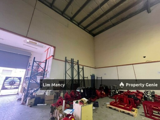 Kempas Utama Light Industrial Detached Factory For Rent