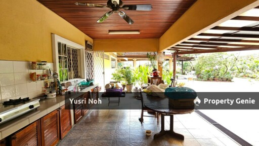 Freehold Double Storey Bungalow With Huge Land @ Bukit Gasing, Petaling Jaya