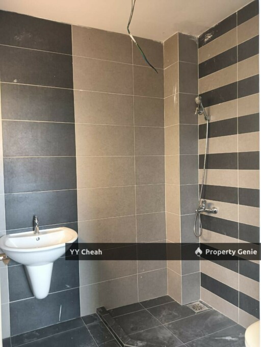 Ipoh Double Storey Unoccupied Bungalow For Sale 10k sq ft