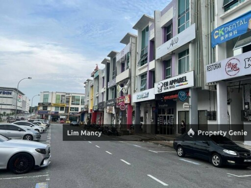 Taman Mutiara Mas Three Storey Commercial Shoplot and Good For Investment
