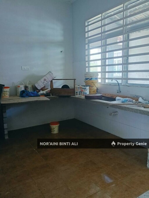 Semi-D Perumahan Makmur Mahkota Jaya, Gambang Kuantan (Rumah Baru Belum Pernah Diduduki)