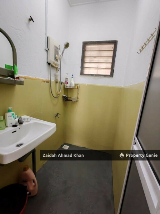 SS4 KELANA JAYA SINGLE STOREY TERRACE HOUSE FOR SALE CORNER LOT FREEHOLD NON BUMI WELL KEPT