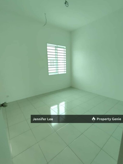 KLEBANG, IPOH FREEHOLD UNOCCUPIED DOUBLE STOREY TERRACE CORNER UNIT WITH HUGE SIDE LAND