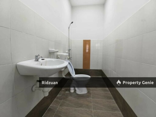 Double Storey House @ Bandar Pulai Jaya