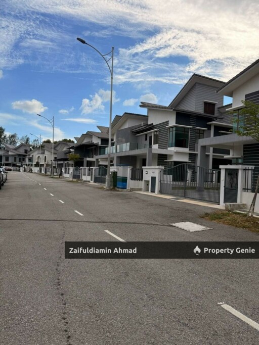 Seksyen 3 Bangi Semi-Detached Home With 3192 Sqft