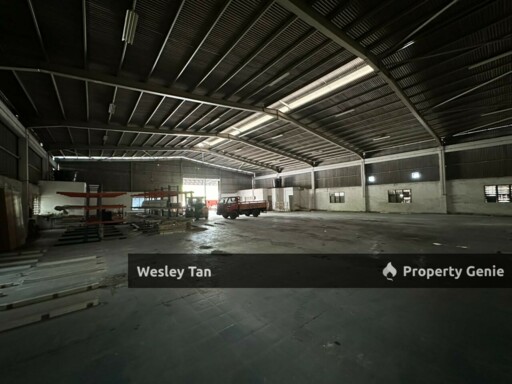 Taman Teknologi Cheng Factory / Warehouse For Sale