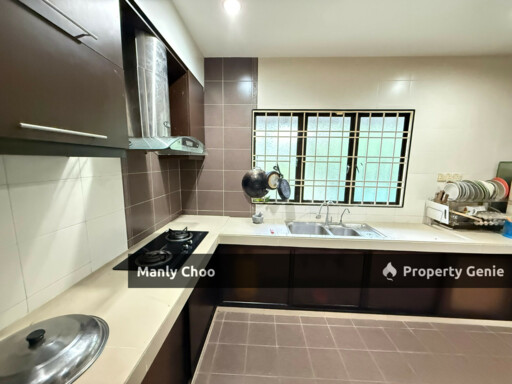 FREEHOLD 2 Storey Terrace Taman Seri Songket Batu Berendam Melaka Baru