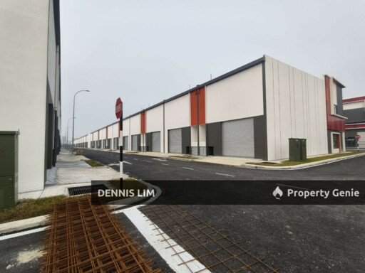 LBS 2 Storey Terrace Factory For Rent