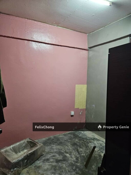 Temenggung Low Cost Flat,Indahpura,Kulai,Level 4,Original Condition
