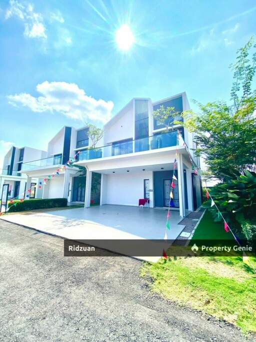 Taman Acacia Height