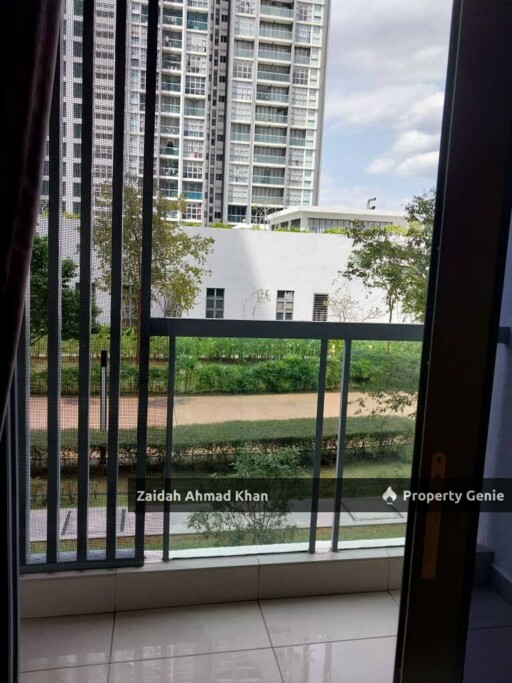 Lakefront Residence Cyberjaya Renovated Fully Furnished