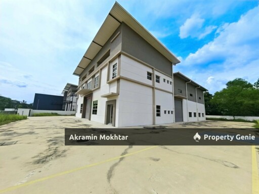 CORNER 2.5 STOREY DETACHED FACTORY TO LEASE Saujana Teknologi Rawang STR