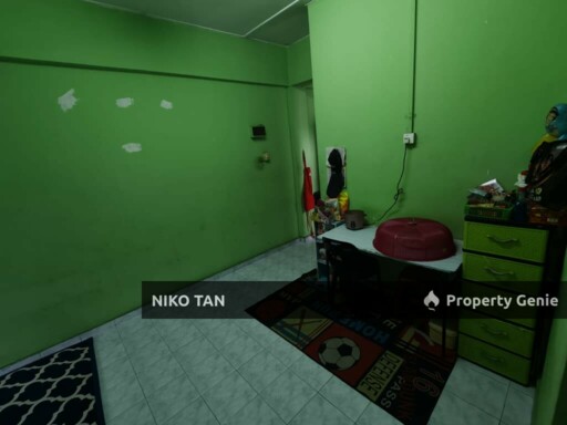 Flat Rosmerah Taman Johor Jaya For Sale