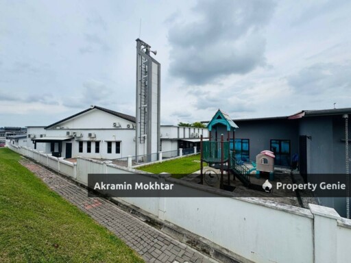 Renovated | Double Storey Superlink Akasia U12 Cahaya Alam Shah Alam Selangor