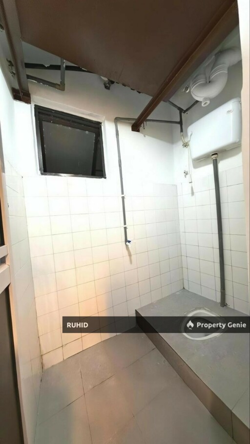 Fully Renovated Low Cost Flat at Bandar Seri Alam, Masai | 3 Beds 2 Baths | Freehold