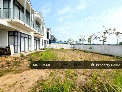[CORNER LOT] TERES 2 TINGKAT PRECINT 7 SPRING VALE KOTASAS KUANTAN
