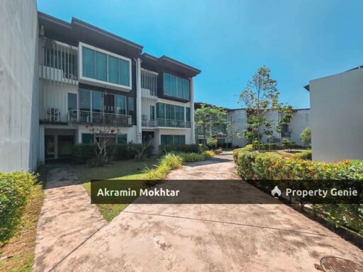 Freehold | 3Storey Schumann Symphony Hills Cyberjaya
