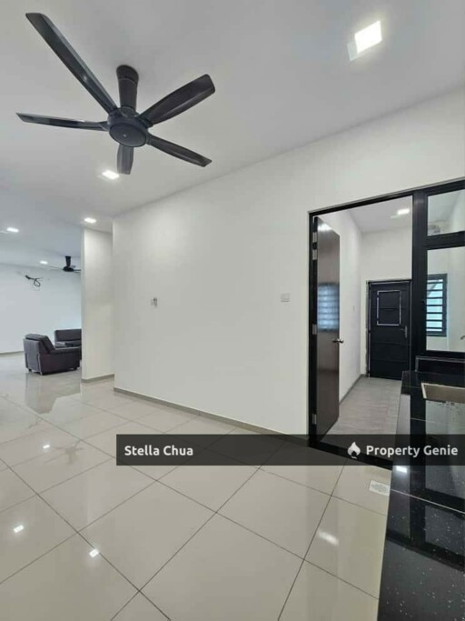 🏡Cluster House for RENT 📍Jalan Austin Duta 3/x