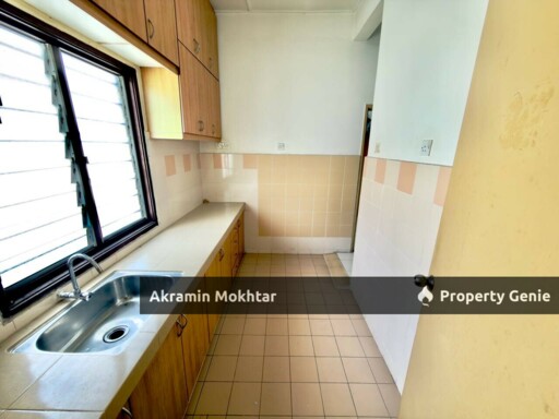 Townhouse Puncak Perdana, Puncak Alam Selangor .