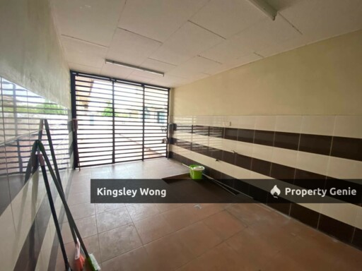 Taman Shukor, Bercham Selatan Double Storey Semi-Detached Simple Renovated