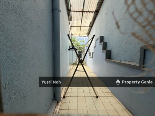 DOUBLE STOREY TERRACE HOUSE (GATED & GUARDED) TAMAN BUKIT SETIAWANGSA KUALA LUMPUR